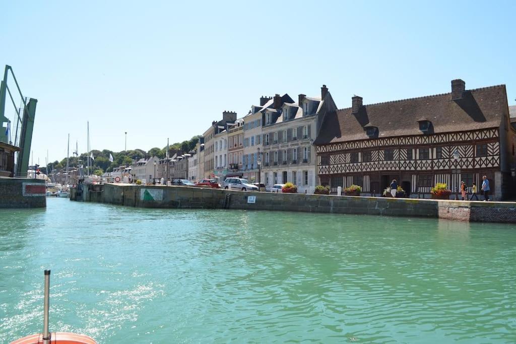 Tres Bel Appartement Au Pied Du Port L'Albatre Saint-Valery-en-Caux Bagian luar foto